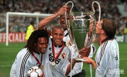 罗伯托·卡洛斯比赛中